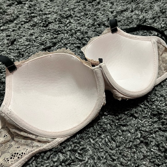 Victoria’s Secret Dream Angels Bra - Picture 4 of 5